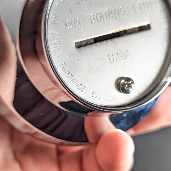 William Bounds Vintage Nut Twister, Chrome Nutmeg Spice Grinder, in Original Box - Picture 7 of 12